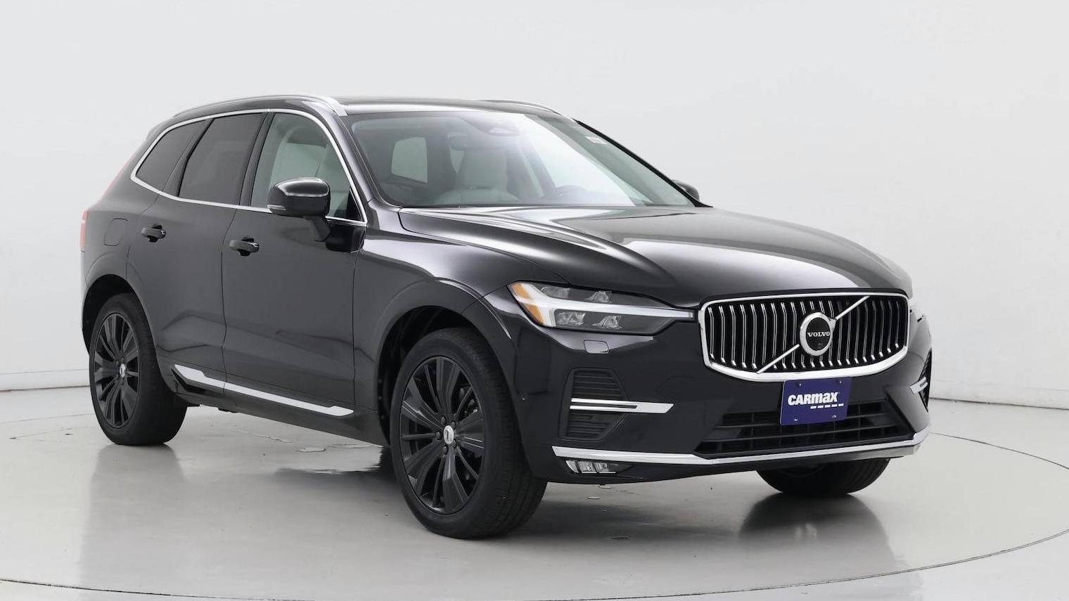 VOLVO XC60 2023 YV4L12RN1P1354258 image