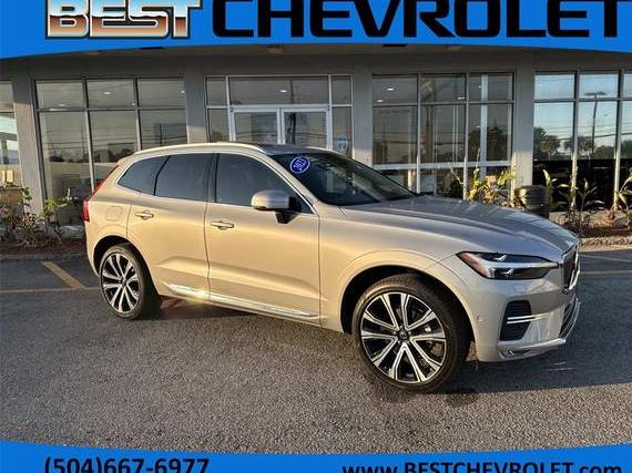 VOLVO XC60 2023 YV4L12DA8P1203972 image