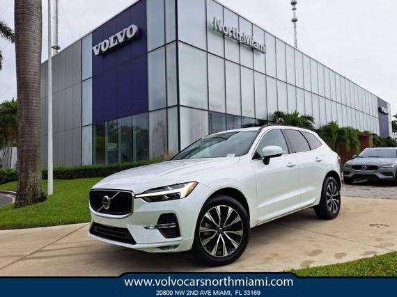 VOLVO XC60 2023 YV4L12RK6P1253660 image