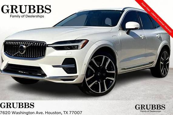 VOLVO XC60 2023 YV4H60DA0P1239442 image