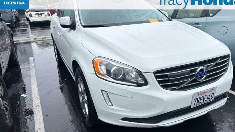 VOLVO XC60 2016 YV4612RM5G2849223 image