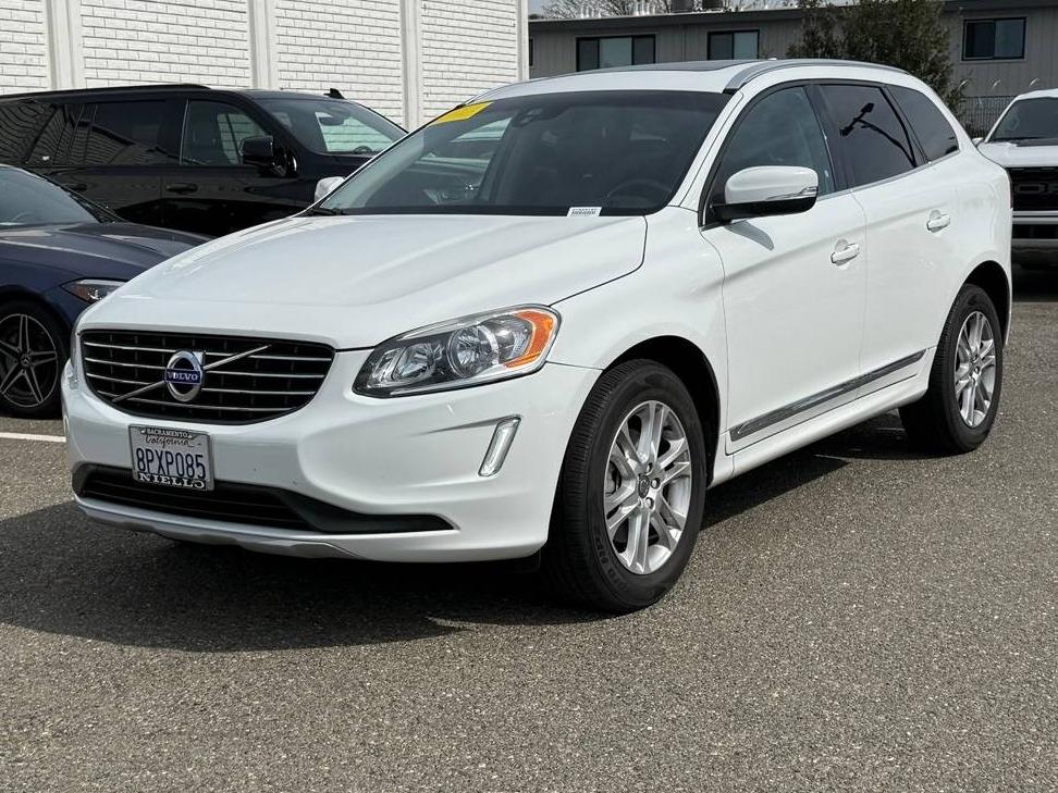 VOLVO XC60 2016 YV4612RK7G2785975 image