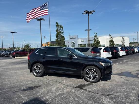 VOLVO XC60 2018 LYV102RK7JB083399 image