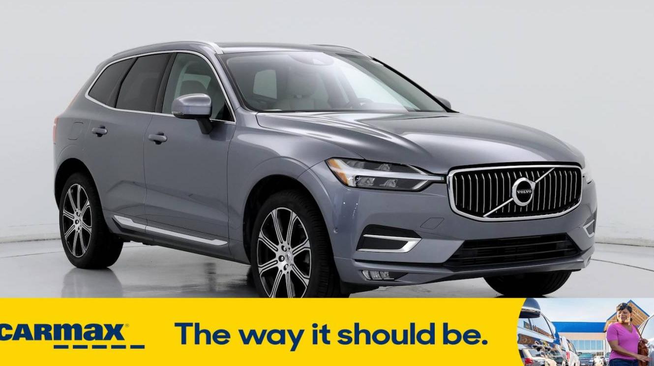 VOLVO XC60 2018 YV4102RL5J1023876 image