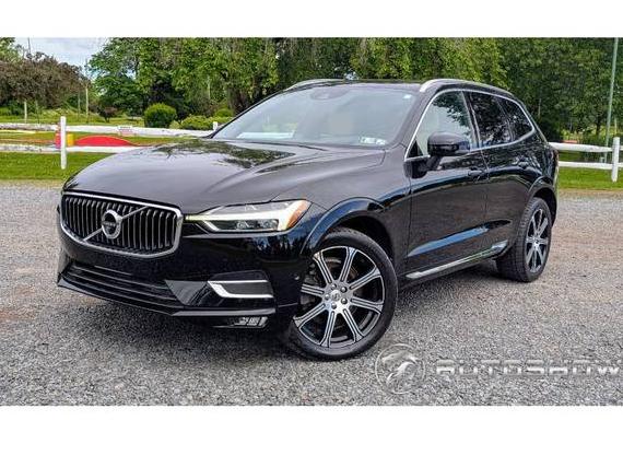 VOLVO XC60 2018 YV4A22RL6J1052104 image