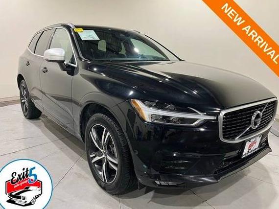 VOLVO XC60 2018 LYV102RM5JB118409 image