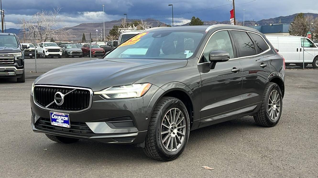 VOLVO XC60 2018 YV4102RK4J1086281 image