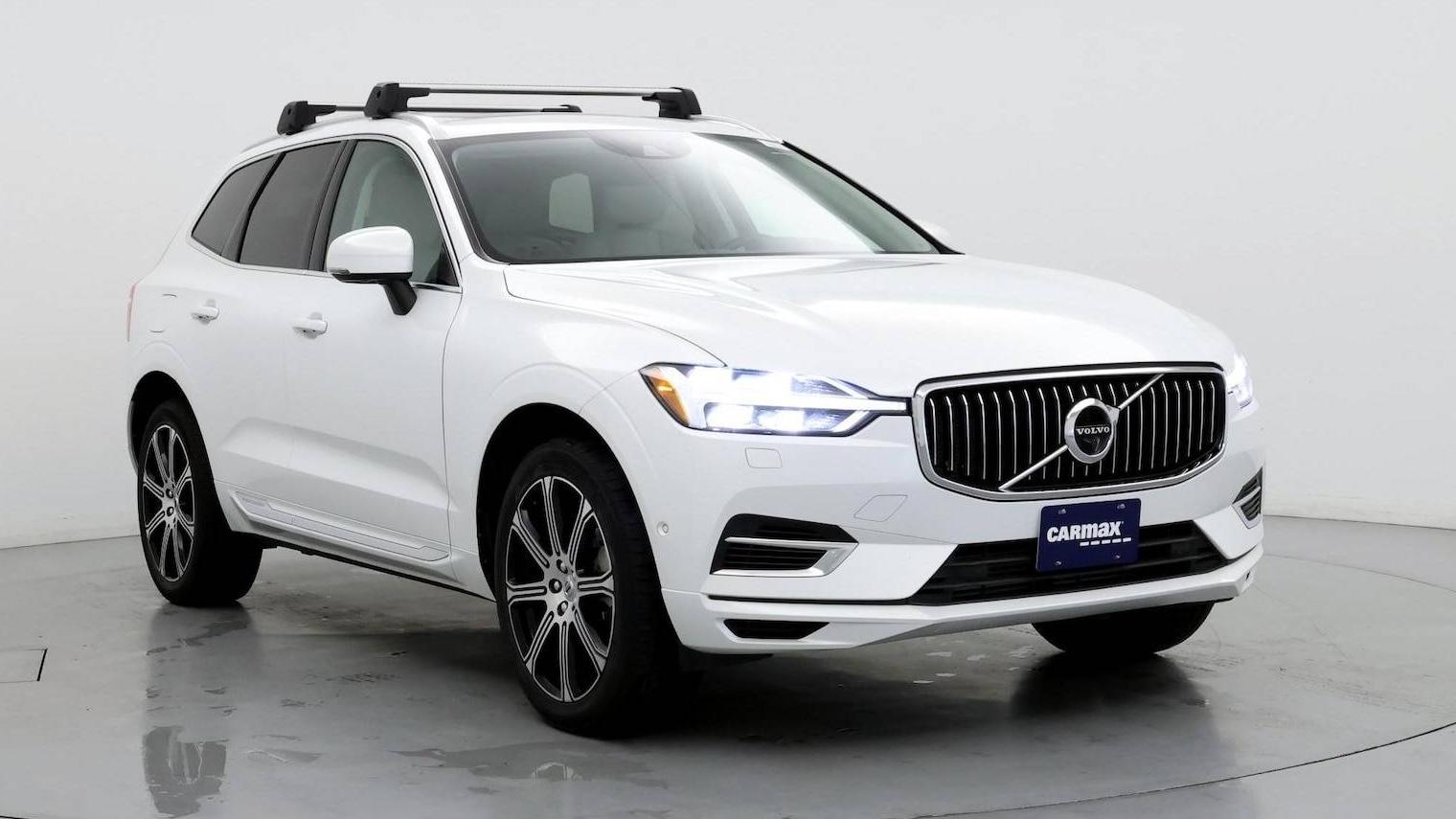 VOLVO XC60 2018 LYVBR0DLXJB101926 image