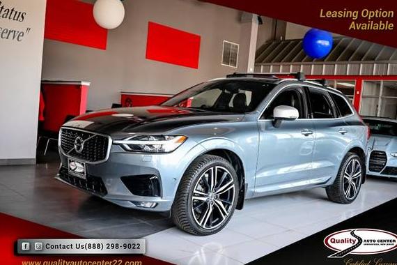 VOLVO XC60 2018 YV4A22RM8J1047091 image