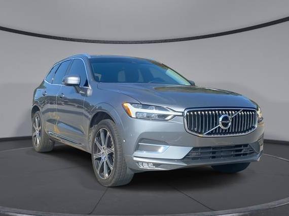 VOLVO XC60 2018 YV4102RL9J1072935 image VOLVO XC60 2018 YV4102RL9J1072935 image