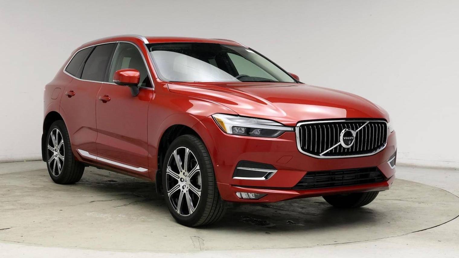 VOLVO XC60 2021 YV4102DLXM1881260 image