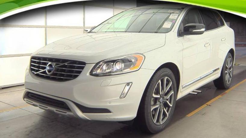 VOLVO XC60 2017 YV449MRRXH2023380 image