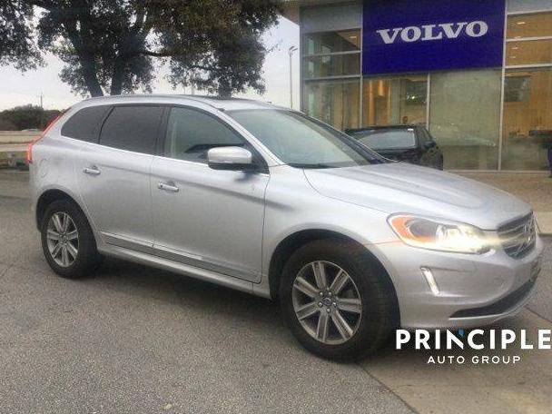 VOLVO XC60 2017 YV440MRU8H2223169 image