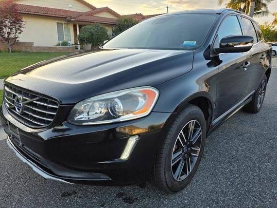 VOLVO XC60 2017 YV440MDR2H2077788 image
