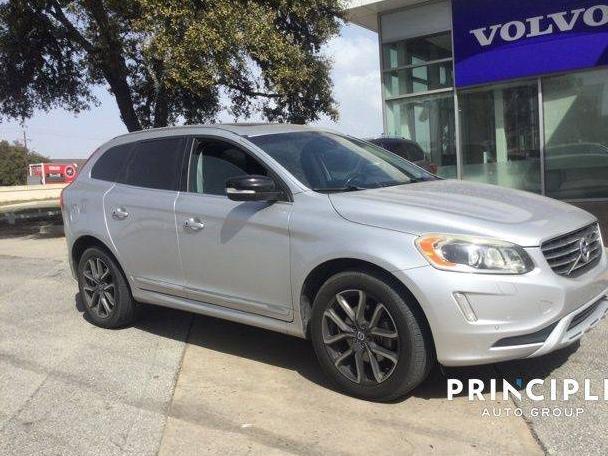 VOLVO XC60 2017 YV449MRR4H2099838 image