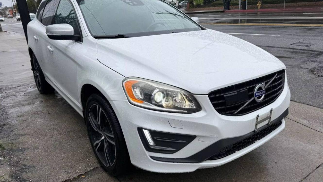 VOLVO XC60 2017 YV449MRS0H2172903 image