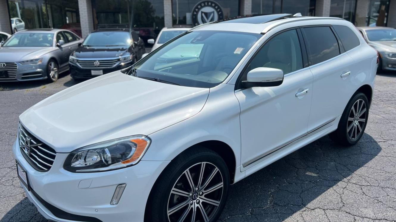 VOLVO XC60 2017 YV449MRU0H2067764 image