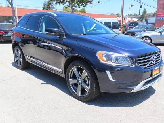 VOLVO XC60 2017 YV449MRR9H2120652 image