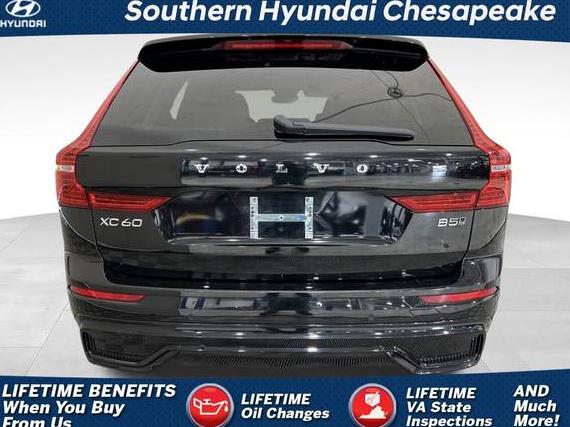 VOLVO XC60 2024 YV4L12RL6R1775975 image