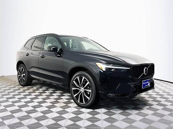 VOLVO XC60 2024 YV4L12RL7R1823399 image