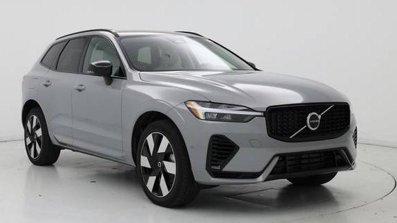 VOLVO XC60 2024 YV4H60DL7R1940127 image