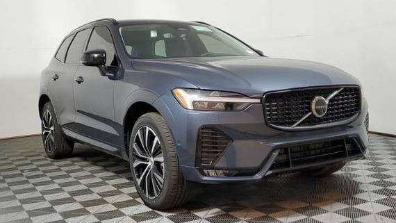 VOLVO XC60 2024 YV4L12RL0R1828699 image
