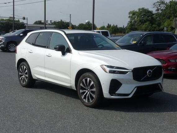 VOLVO XC60 2024 YV4L12RL1R1805643 image