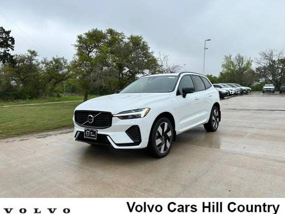 VOLVO XC60 2024 YV4H60DL7R1890863 image