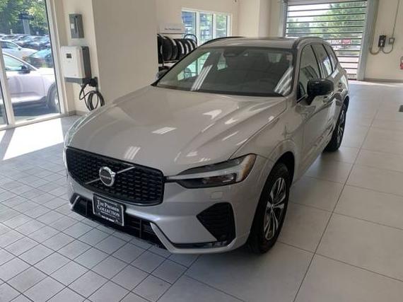 VOLVO XC60 2024 YV4L12RK6R1912372 image