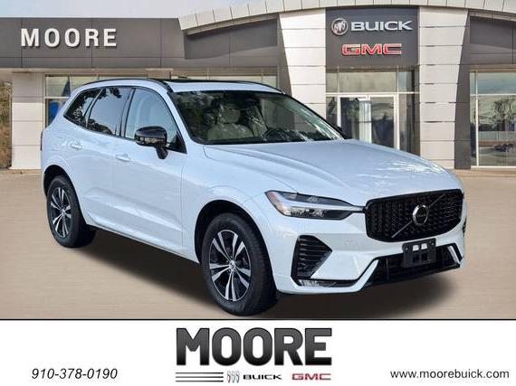 VOLVO XC60 2024 YV4L12RK4R1930305 image