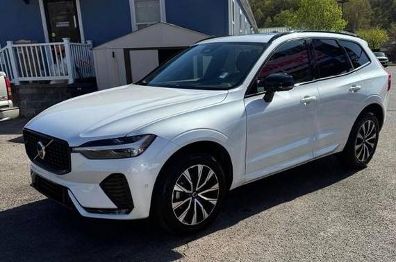 VOLVO XC60 2024 YV4L12RL0R1775616 image