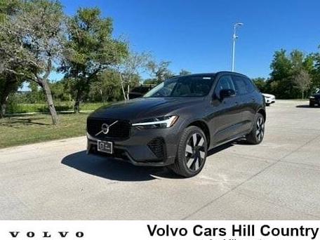 VOLVO XC60 2024 YV4H60DL1R1878076 image