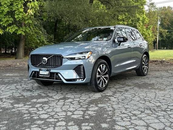 VOLVO XC60 2024 YV4L12RL2R1757666 image