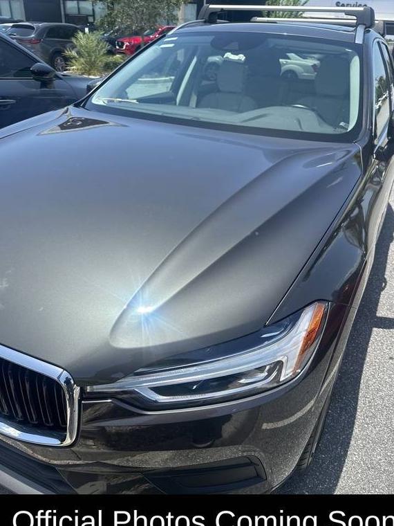 VOLVO XC60 2020 YV4102DK9L1570067 image