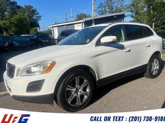 VOLVO XC60 2013 YV4902DZ5D2409744 image
