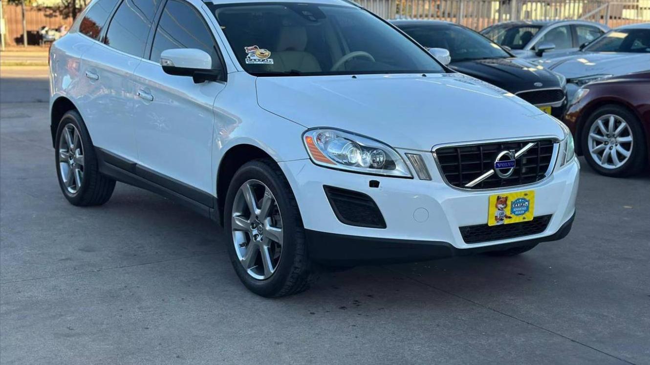 VOLVO XC60 2013 YV4952DL8D2383542 image