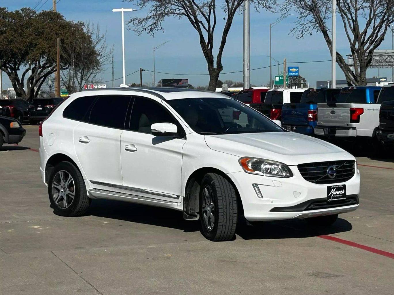 VOLVO XC60 2015 YV4902RM9F2654143 image