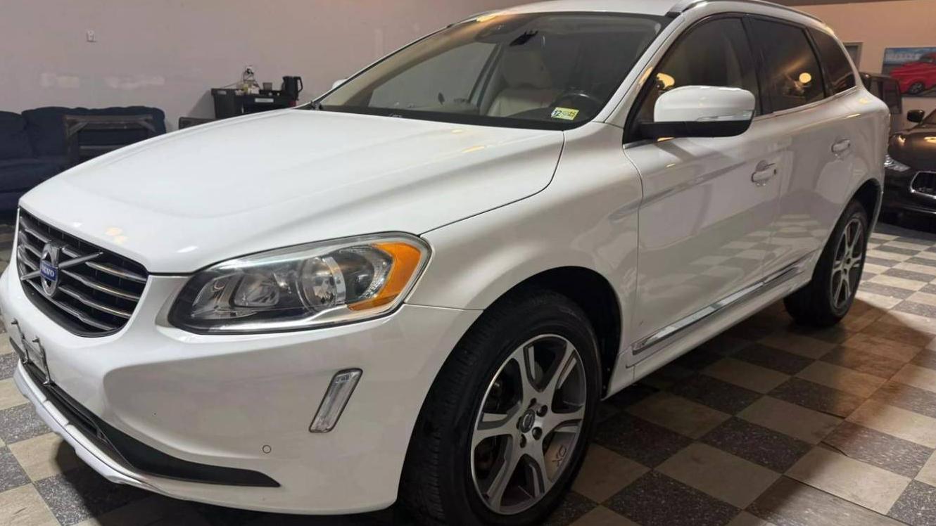 VOLVO XC60 2015 YV4902RCXF2625967 image