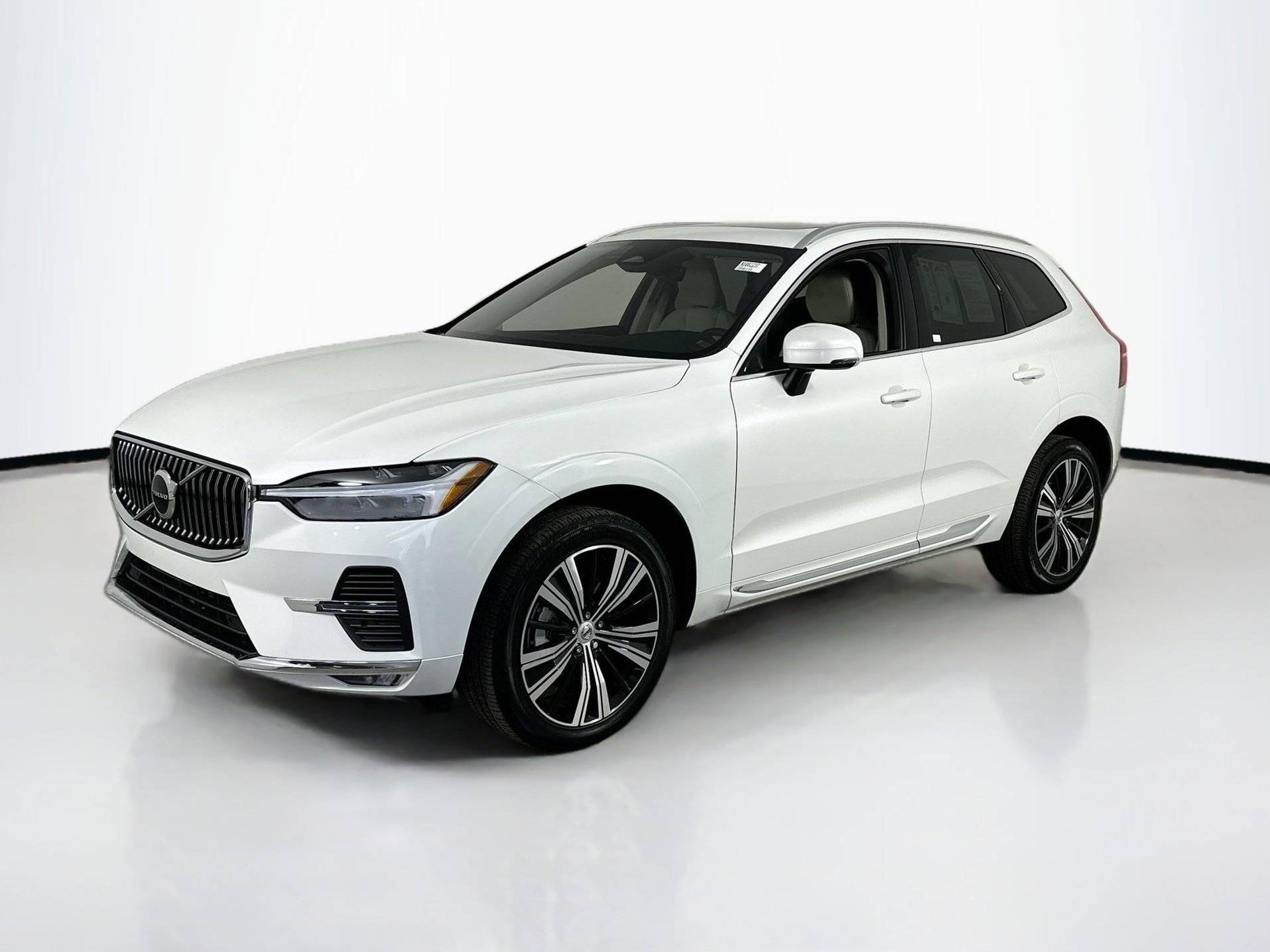 VOLVO XC60 2022 YV4L12DL9N1082237 image