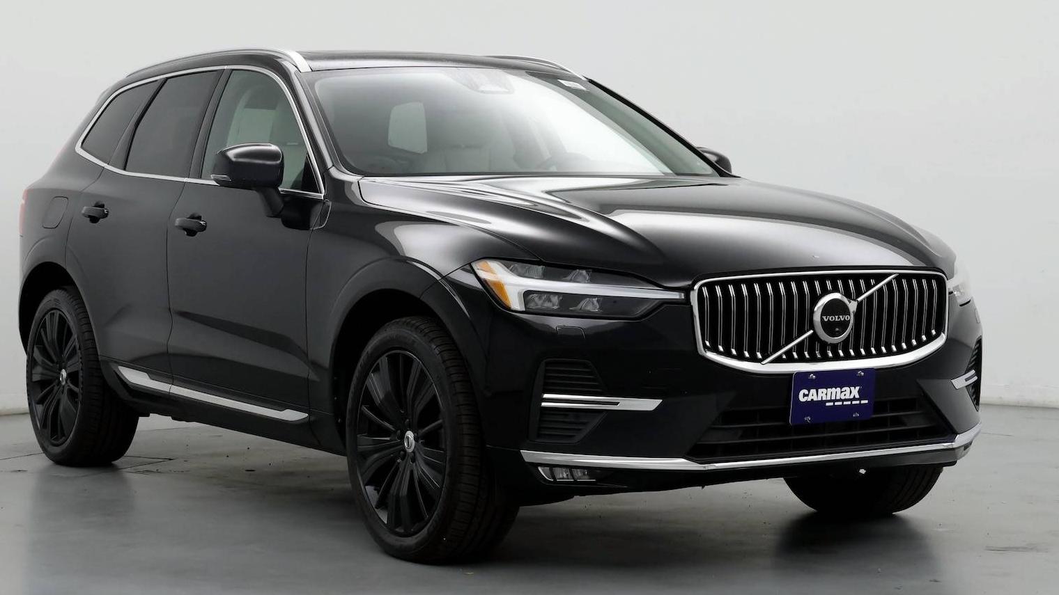 VOLVO XC60 2022 YV4L12RL0N1070972 image