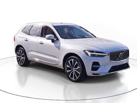 VOLVO XC60 2022 YV4H60DZ3N1053221 image