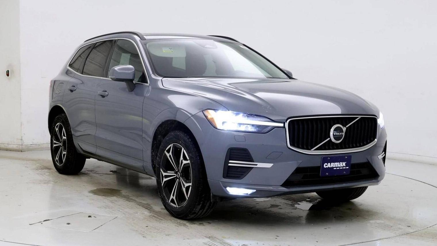 VOLVO XC60 2022 YV4L12RK6N1054783 image