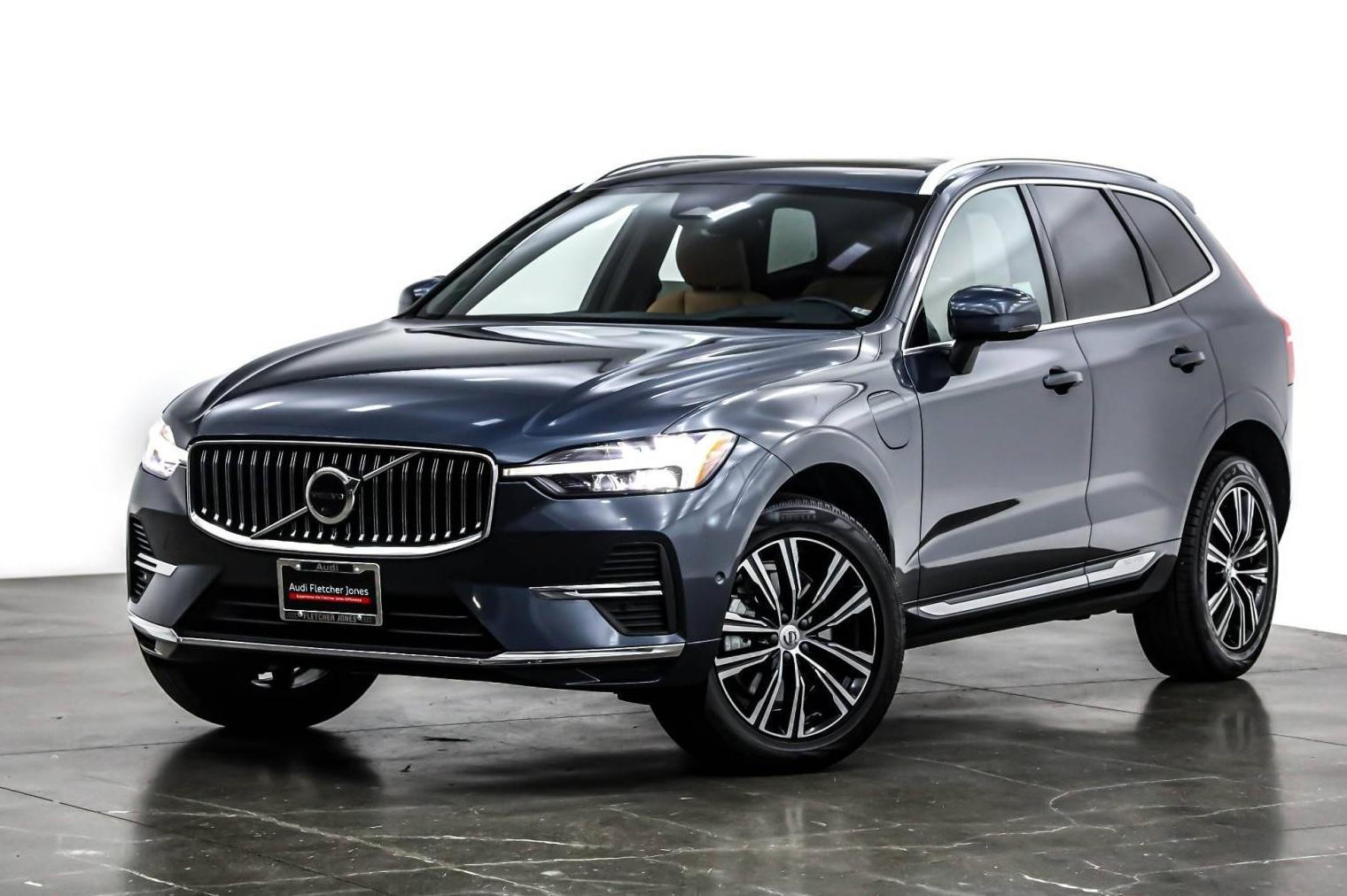 VOLVO XC60 2022 YV4BR0DL5N1953210 image