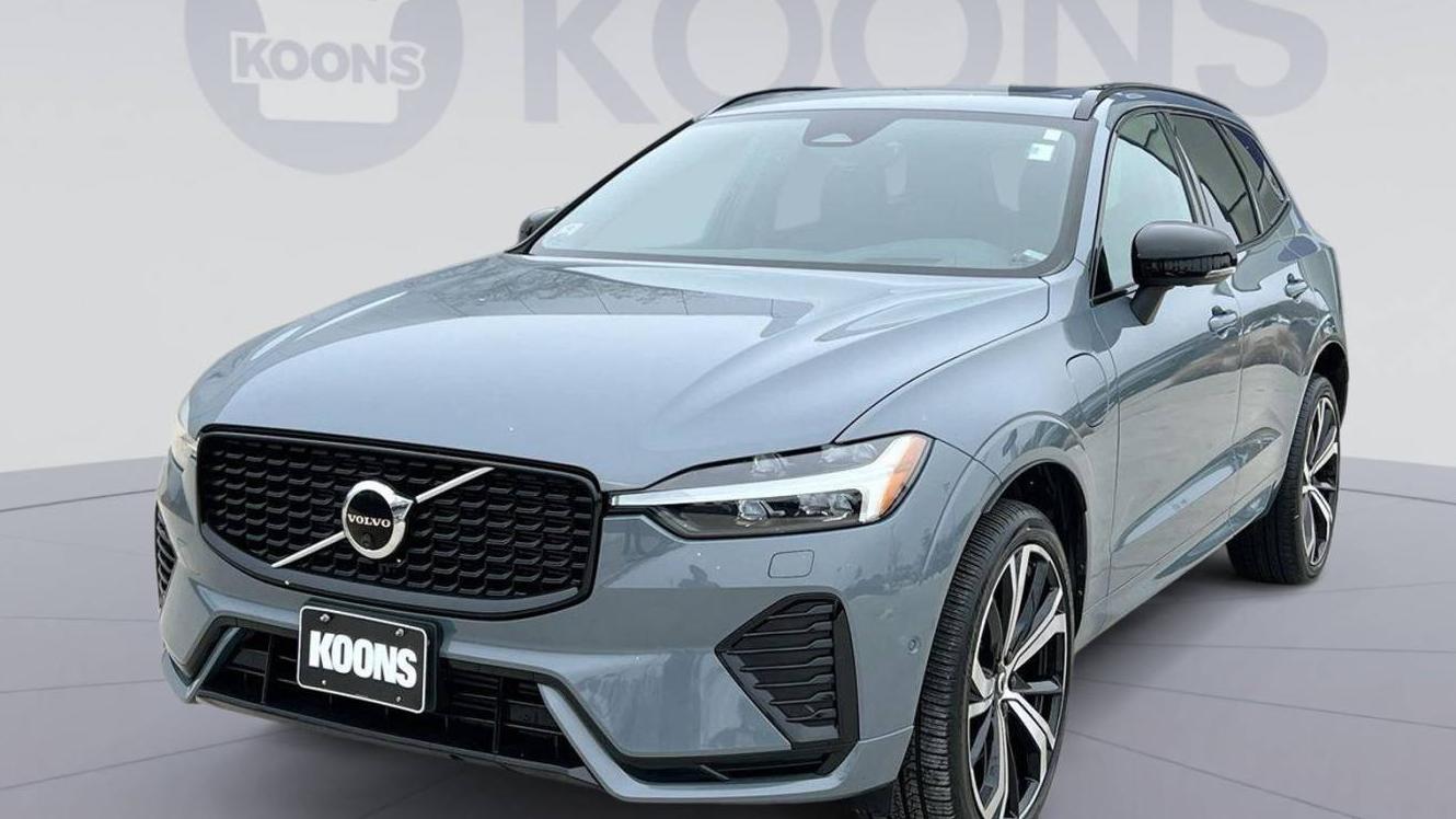 VOLVO XC60 2022 YV4BR0DM8N1921263 image