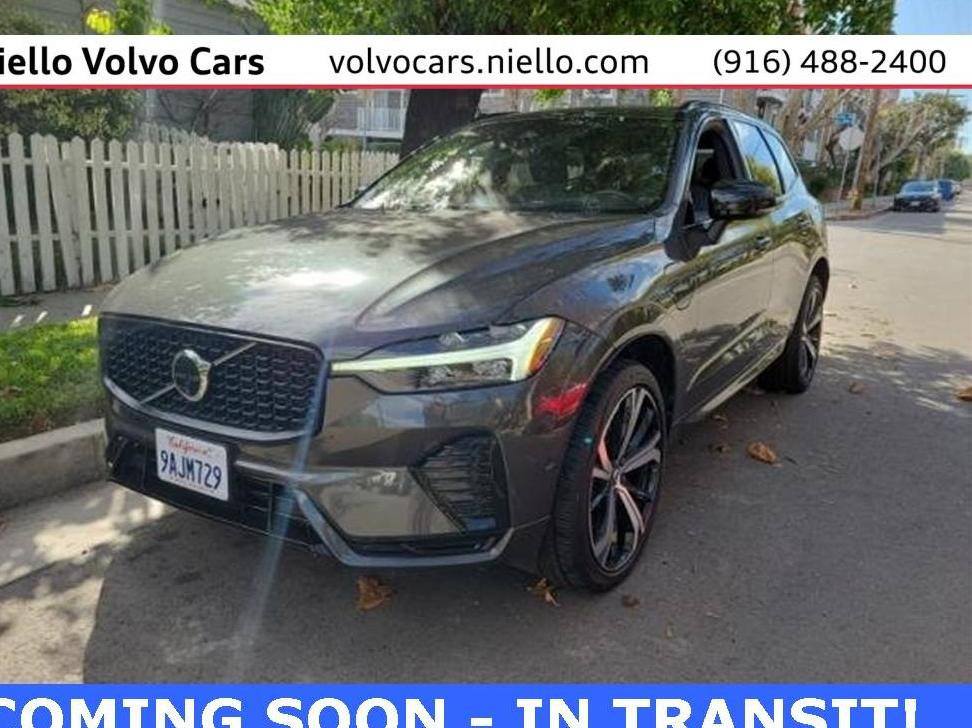 VOLVO XC60 2022 YV4BR0DM0N1972708 image