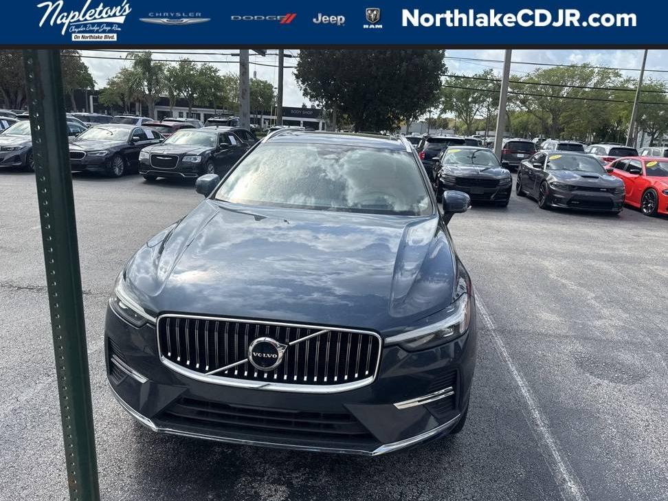 VOLVO XC60 2022 YV4L12DLXN1906374 image