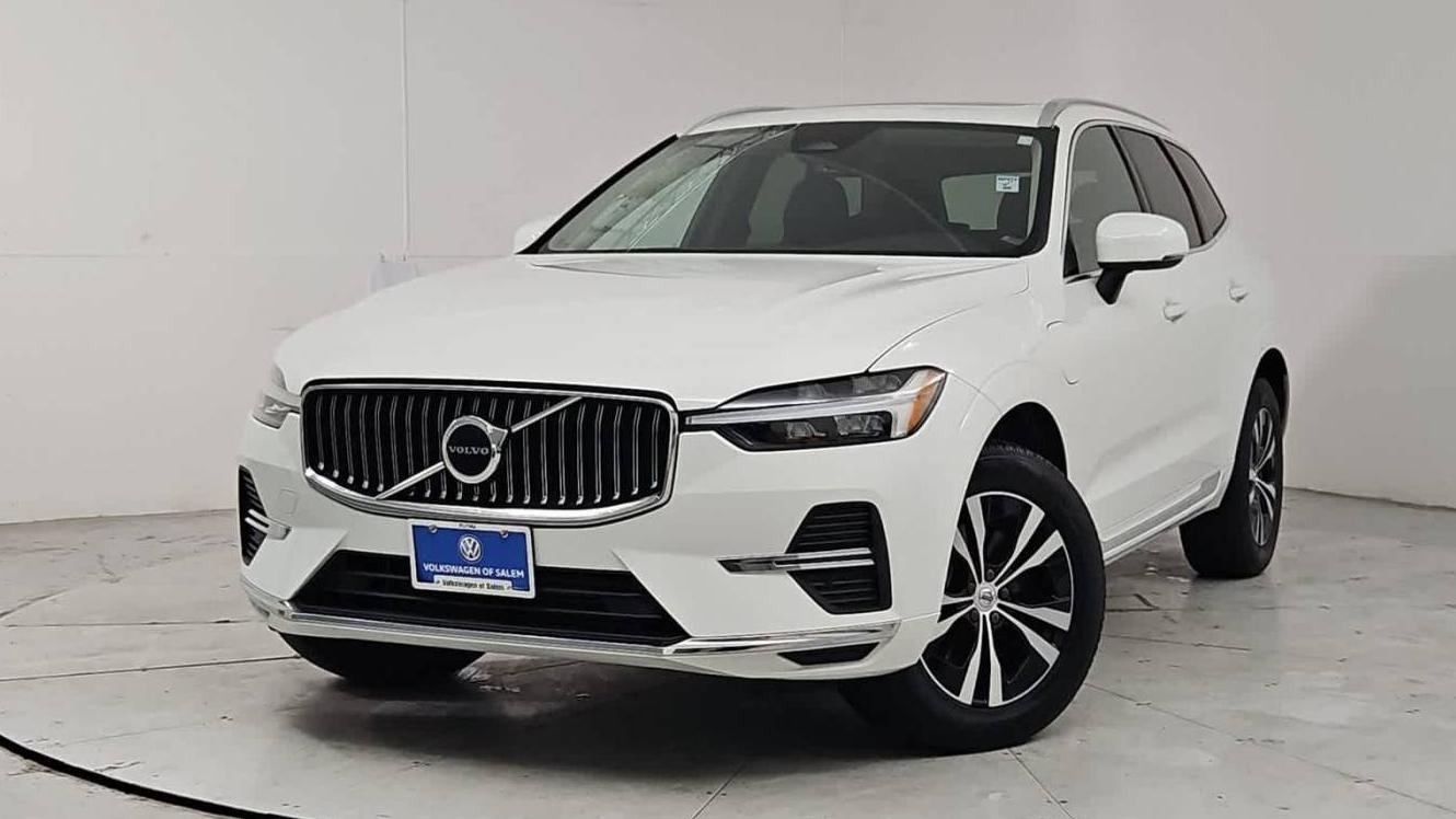 VOLVO XC60 2022 YV4BR0DZ8N1971320 image