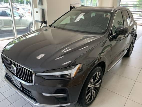 VOLVO XC60 2022 YV4L12RL5N1956480 image