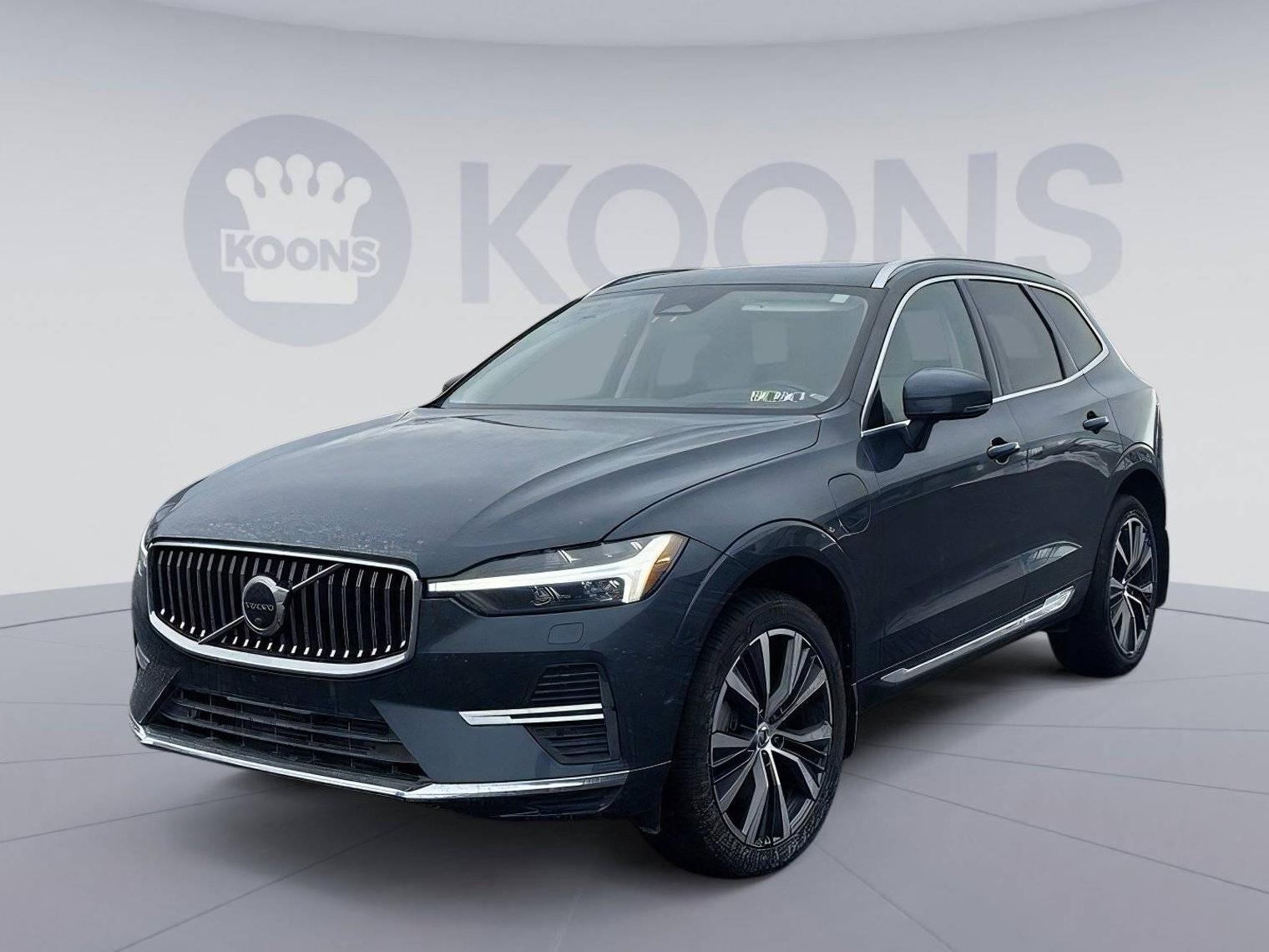 VOLVO XC60 2022 YV4BR0DZXN1972694 image