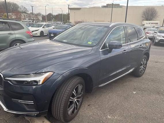 VOLVO XC60 2022 YV4L12RL3N1081030 image